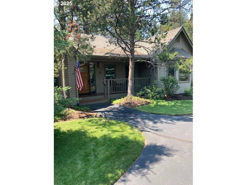 17905 Sandtrap LN #8, Sunriver, OR 97707