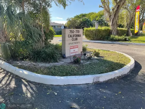 Miami, FL 33179,750 NE 195th St #104