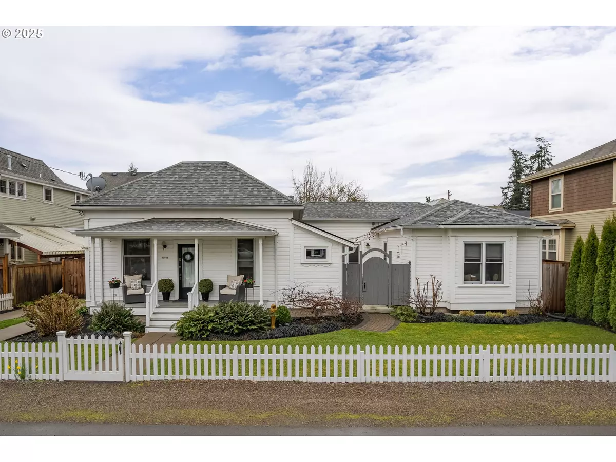 Eugene, OR 97408,32666 E LOCUST ST