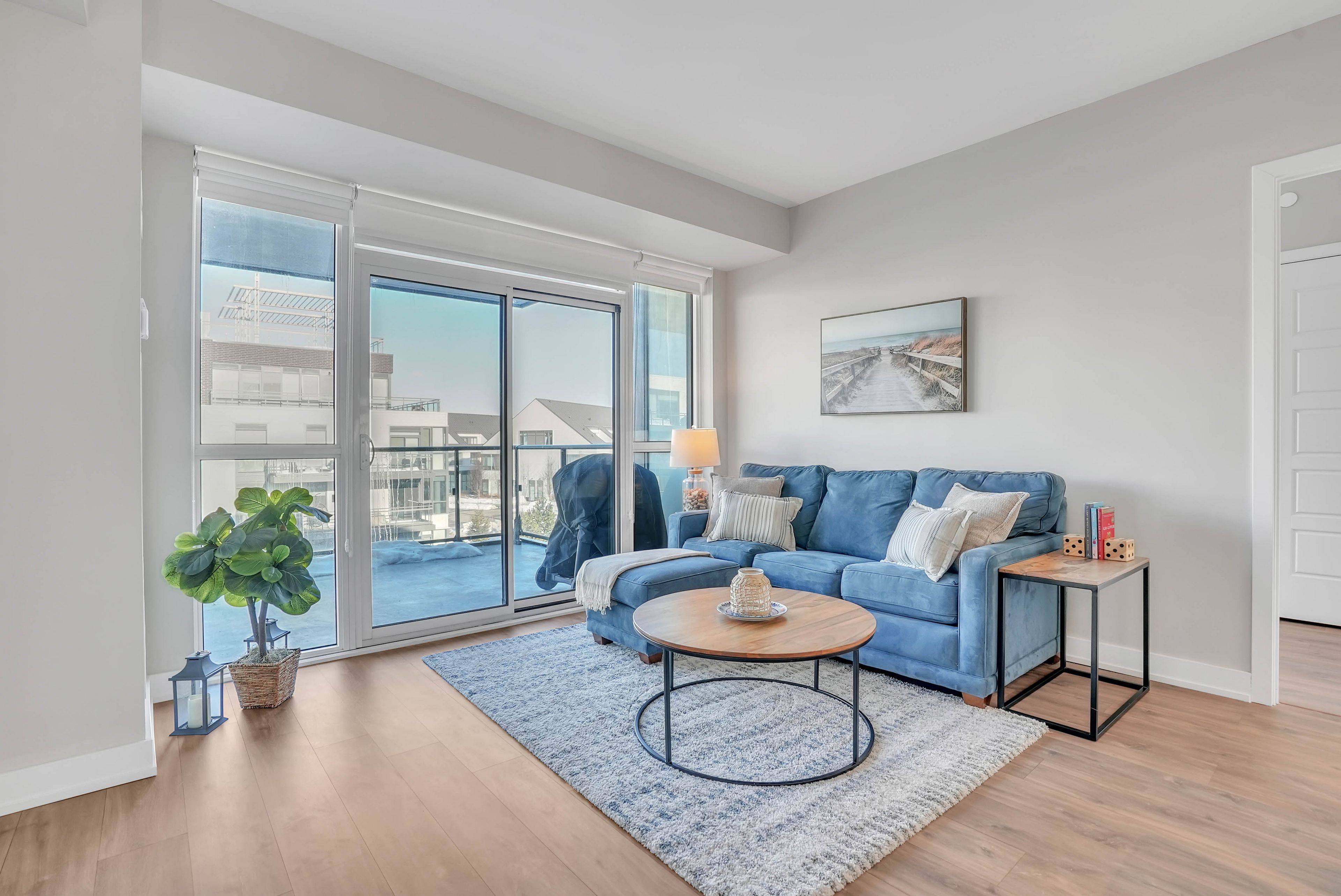 Innisfil, ON L9S 0N9,375 Sea Ray AVE #316