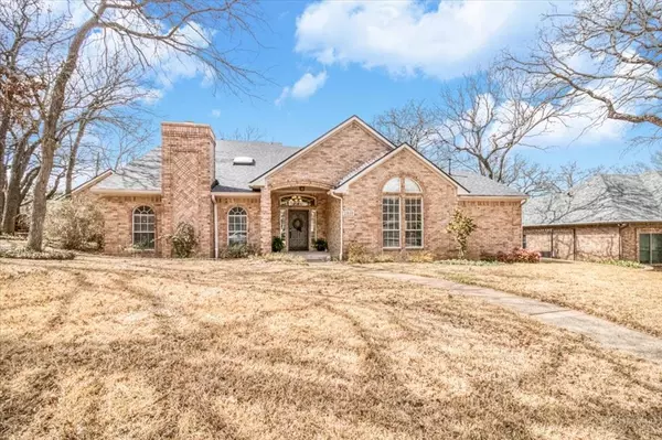 3810 Shady Meadow Drive, Grapevine, TX 76051