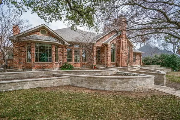 Dallas, TX 75231,9514 Moss Haven Drive