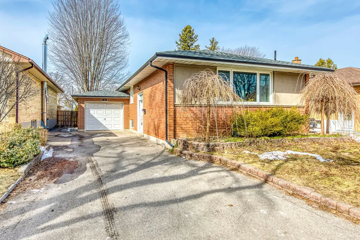 Toronto W10, ON M9W 2Y3,24 Ludgate DR