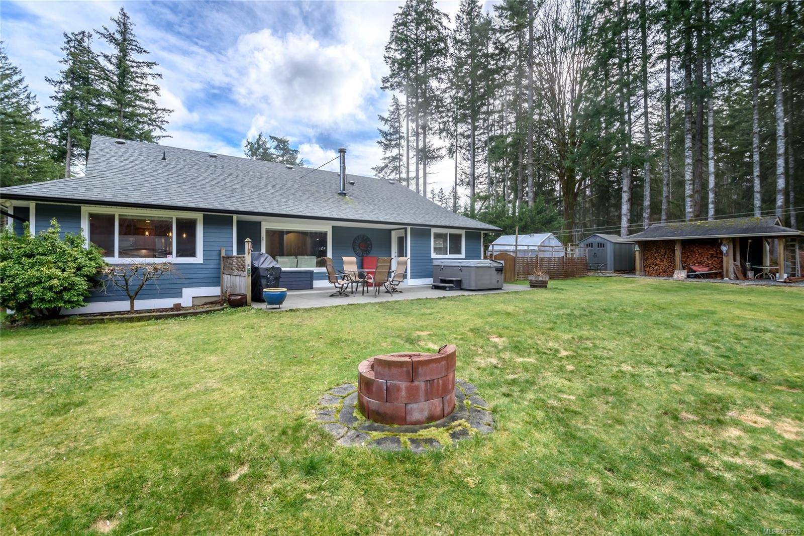 Courtenay, BC V9J 1Y7,2950 Edwin Pl