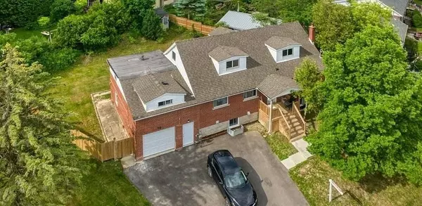 Richmond Hill, ON L4E 2V7,19 George ST