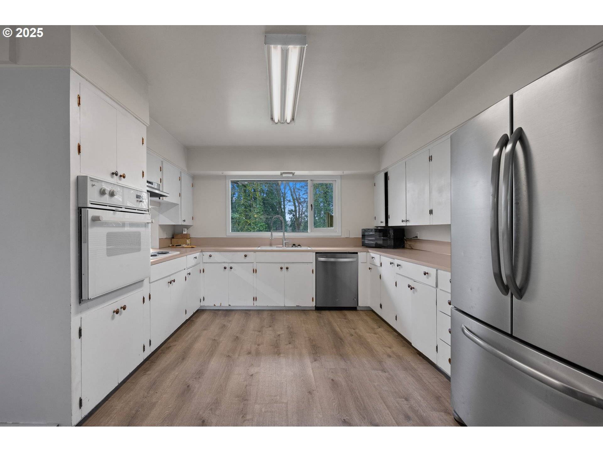 West Linn, OR 97068,4033 CALAROGA CIR