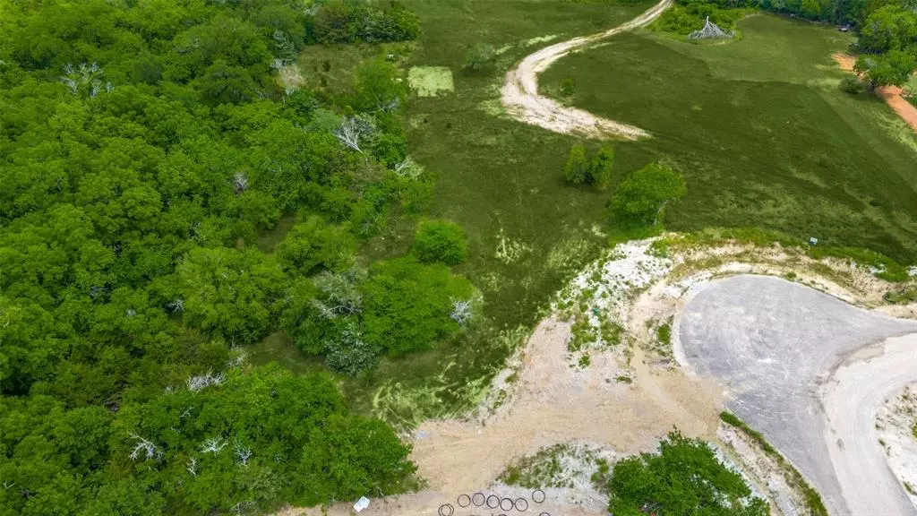 Gunter, TX 75058,217 AVERY Lane