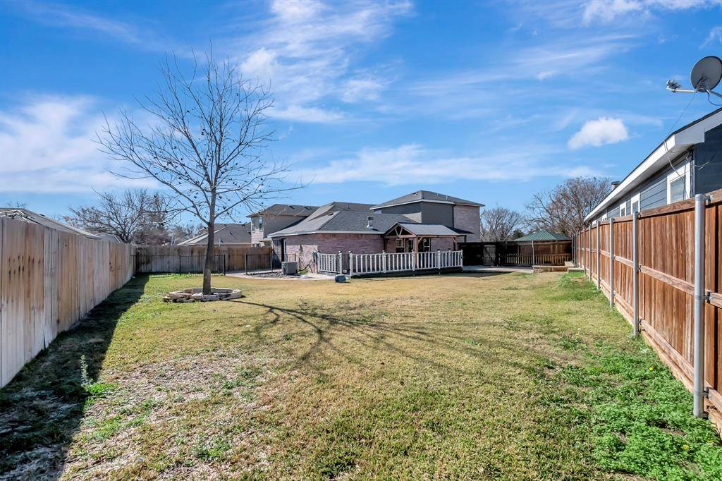 716 River Hill Lane, Fort Worth, TX 76114