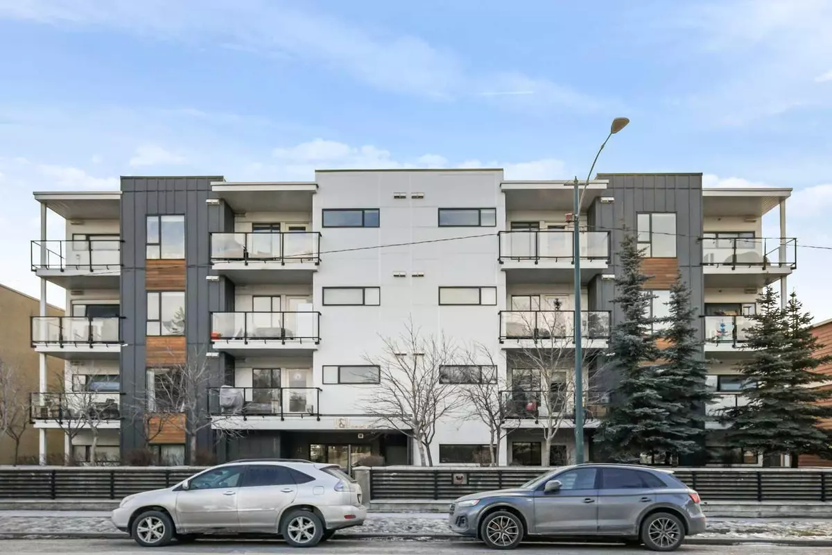 Calgary, AB T2T 1C4,1521 26 AVE SW #102