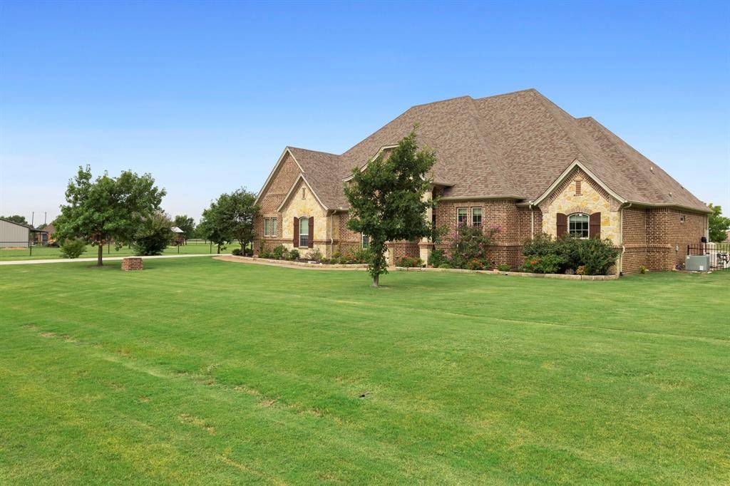 14025 Edgemon Way, Newark, TX 76071