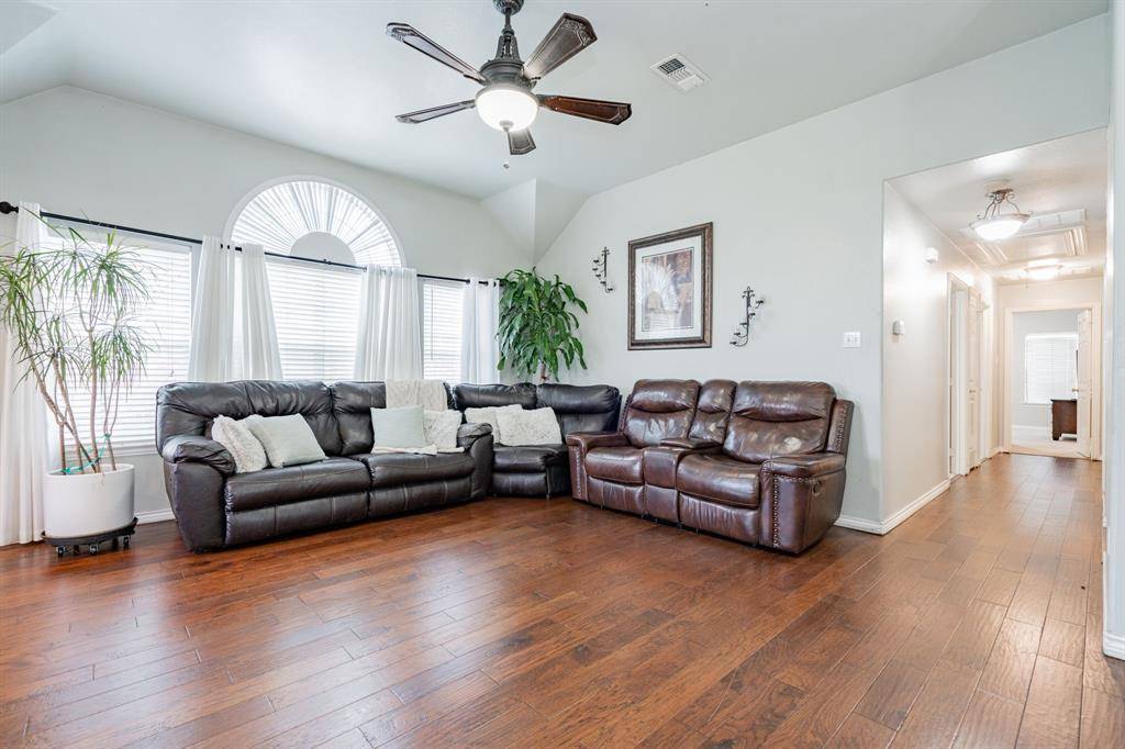 Mckinney, TX 75069,804 Fitzhugh Street