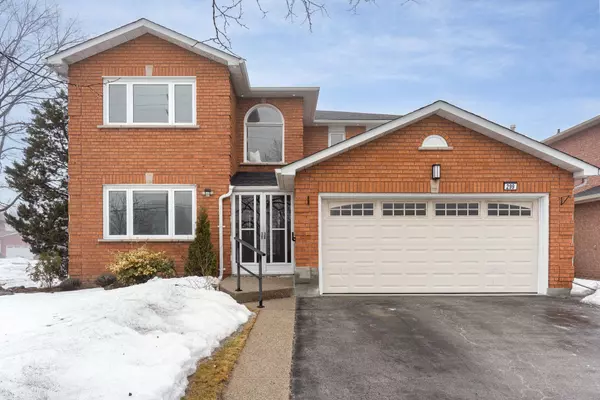 Oakville, ON L6H 4V3,299 Hickory CIR