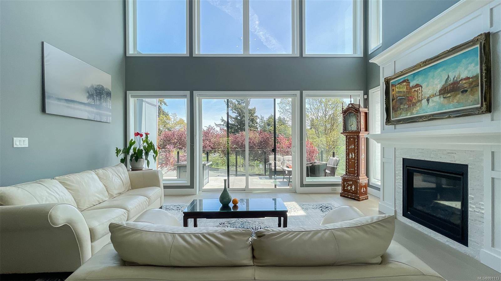 Saanich, BC V8Z 5A2,3894 Wilkinson Rd