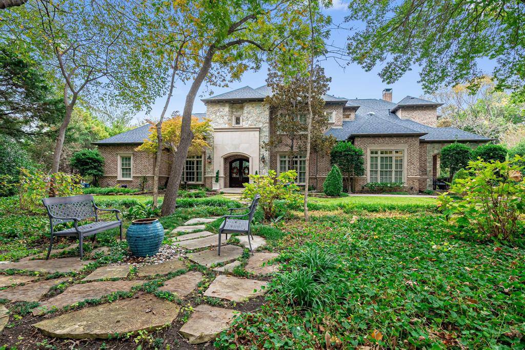 410 Oakwood Trail, Fairview, TX 75069