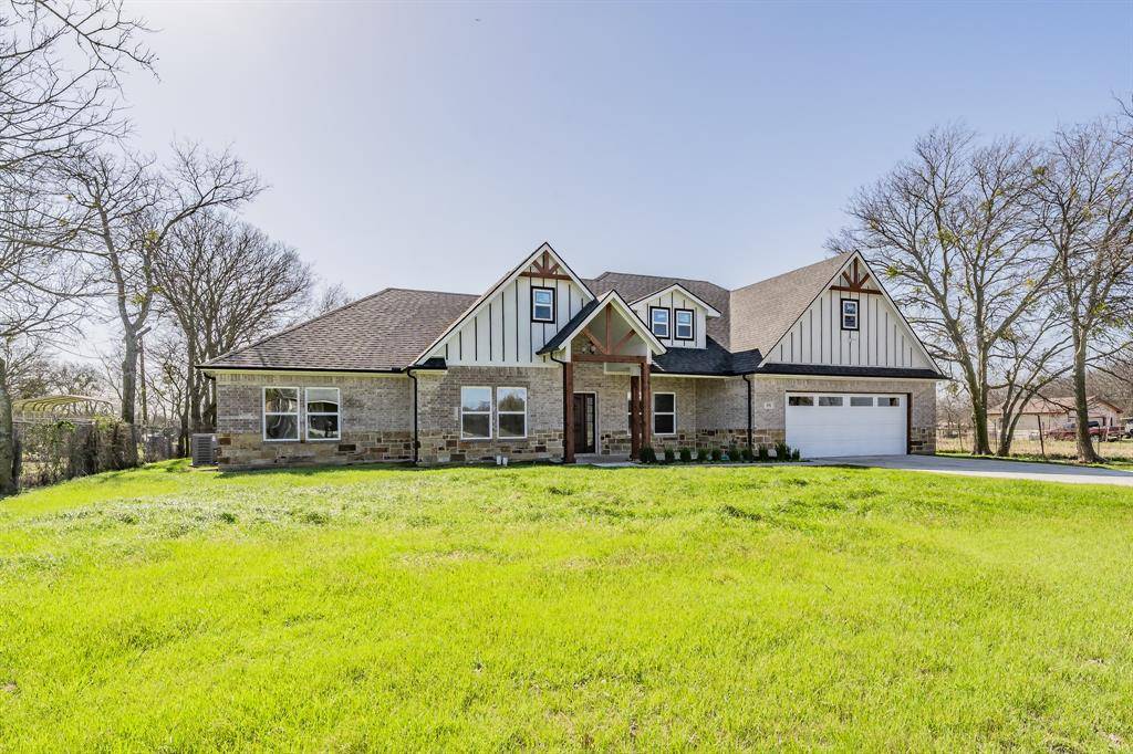 Cleburne, TX 76031,206 Hix Road