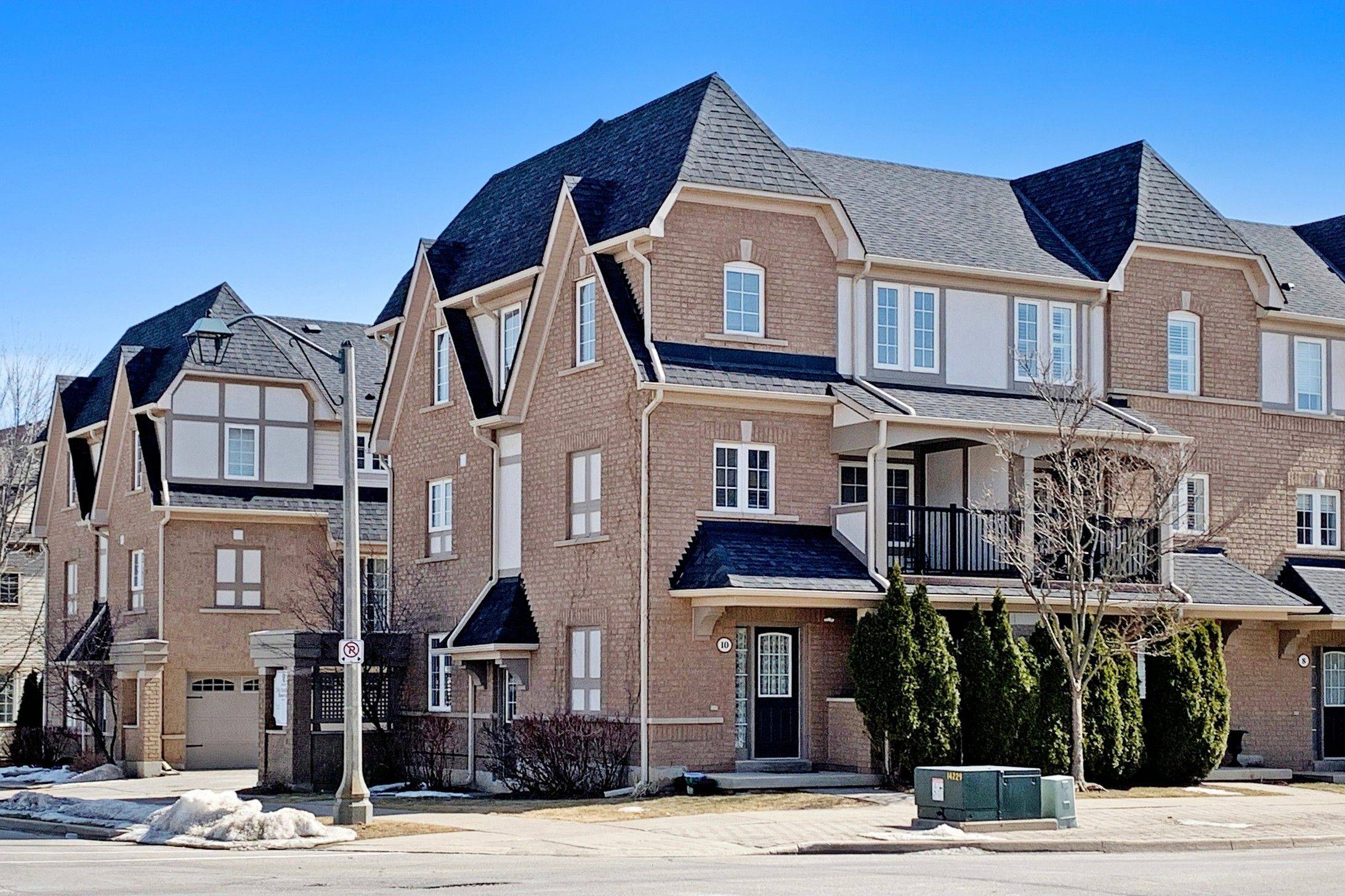 2361 Parkhaven BLVD #10, Oakville, ON L6H 7S7