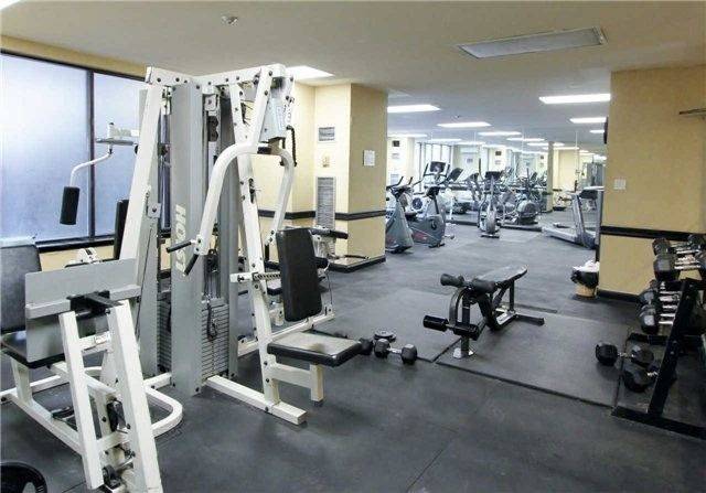 Toronto C01, ON M5G 2G4,633 Bay ST #1907