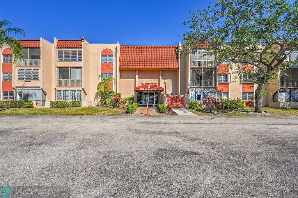 8120 SW 24th St  #314, North Lauderdale, FL 33068