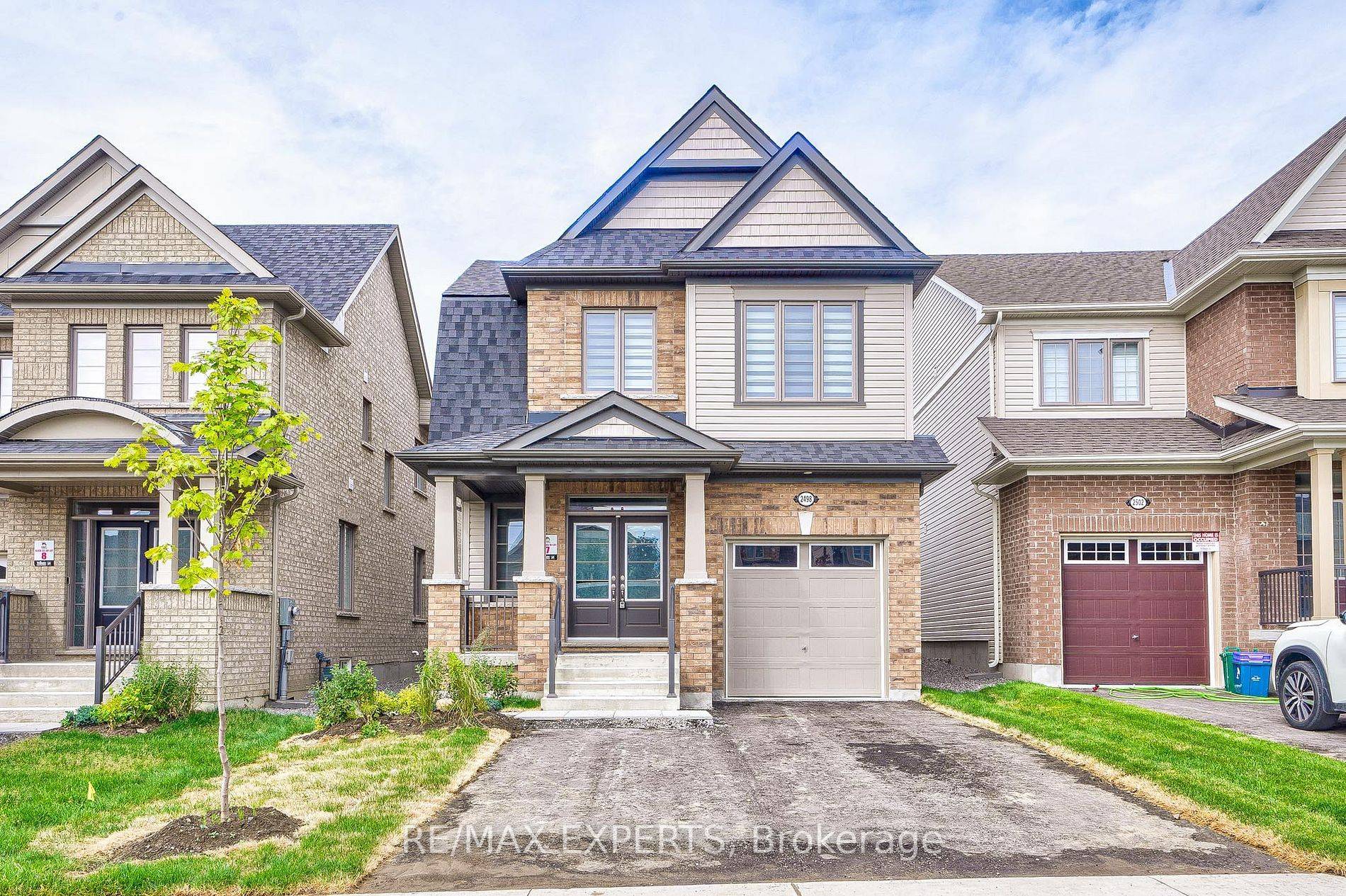 2498 Kentucky Derby WAY, Oshawa, ON L1H 7K4