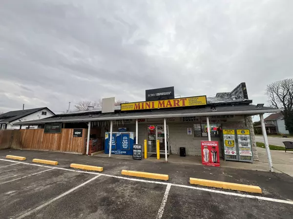 6955- 6957 Tecumseh RD, Lakeshore, ON N0R 1N0