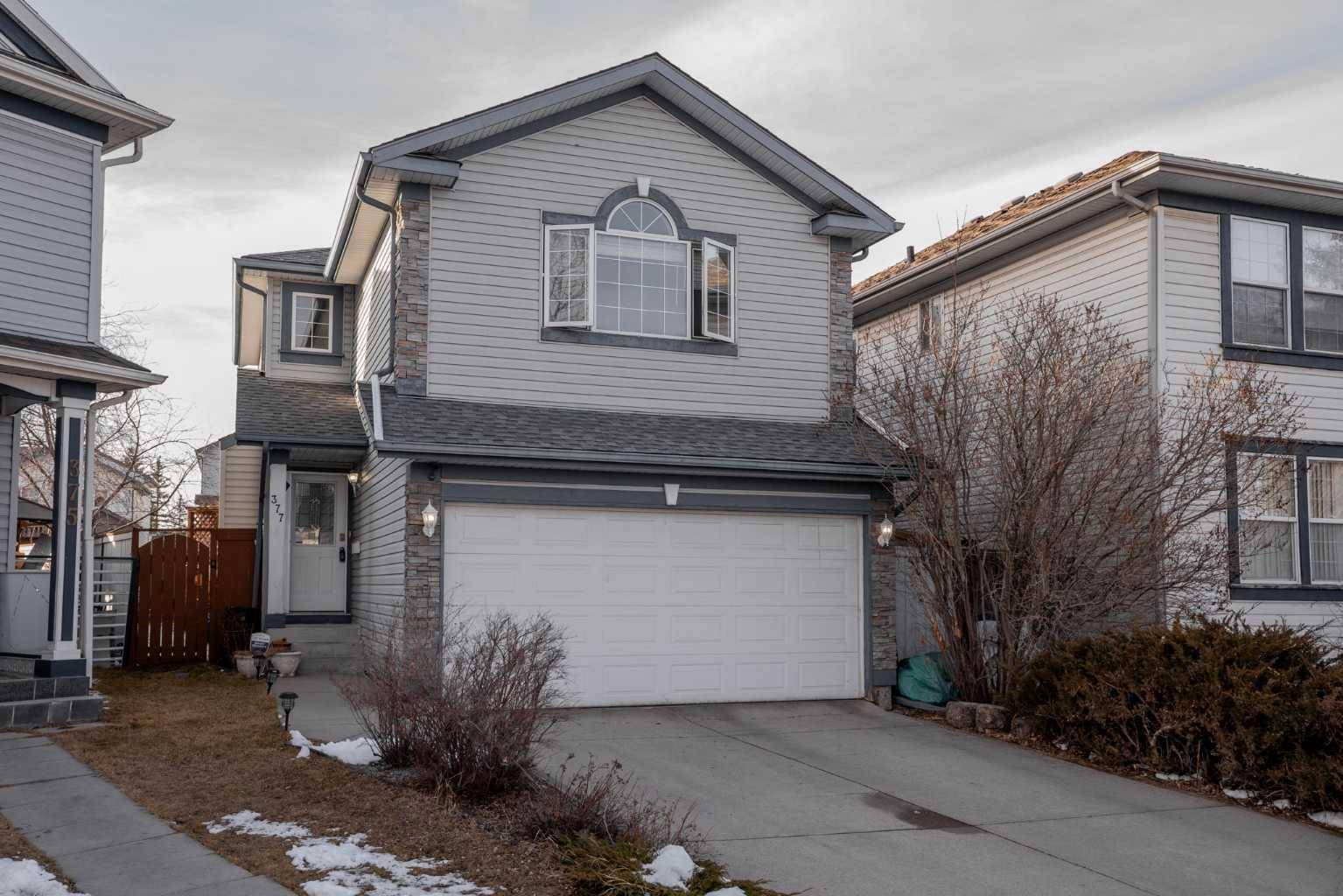 377 Country Hills PL Northwest, Calgary, AB T3K 4W6