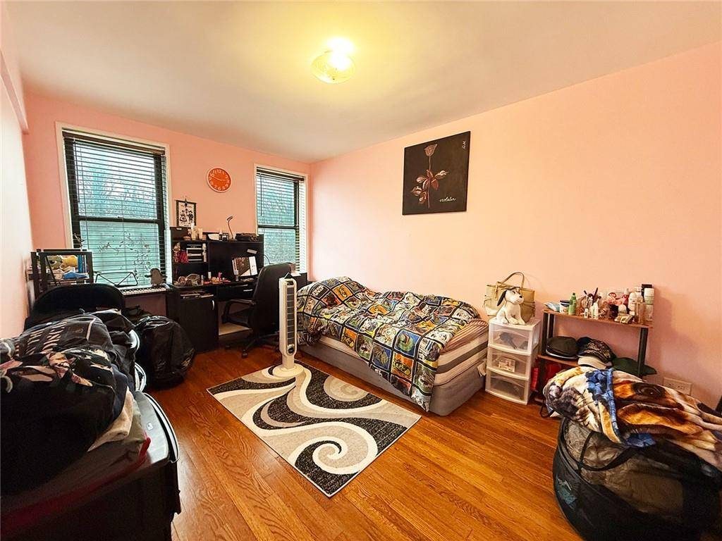 Brooklyn, NY 11235,3655 Shore Pkwy #1D