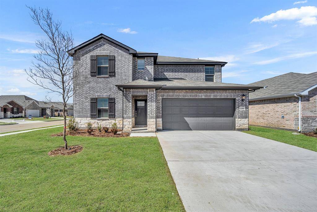 330 Sugarlands Drive, Greenville, TX 75402