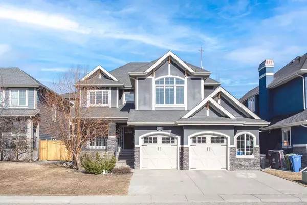 95 Aspen Dale WAY Southwest, Calgary, AB T3H 0S1