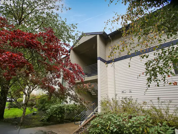 5142 SW MULTNOMAH BLVD #A, Portland, OR 97219