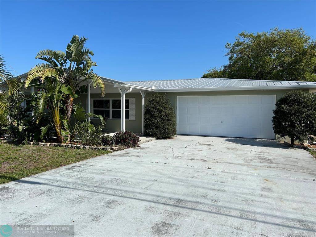 Micco, FL 32976,9905 Holly St