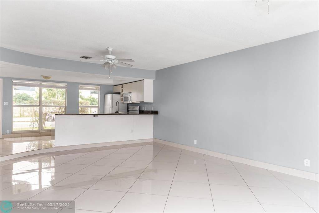 Pompano Beach, FL 33062,704 NE 23rd Ave  #2