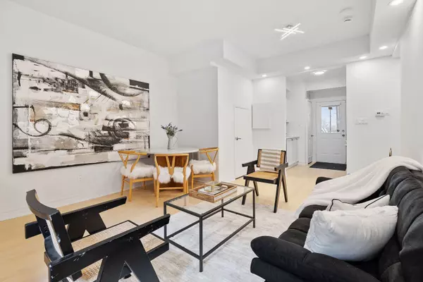 Toronto E04, ON M1K 2E9,901 Kennedy RD #29