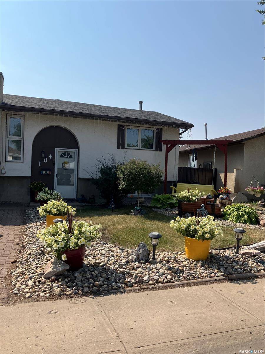 Regina, SK S4N 1N9,164 Nagel CRESCENT