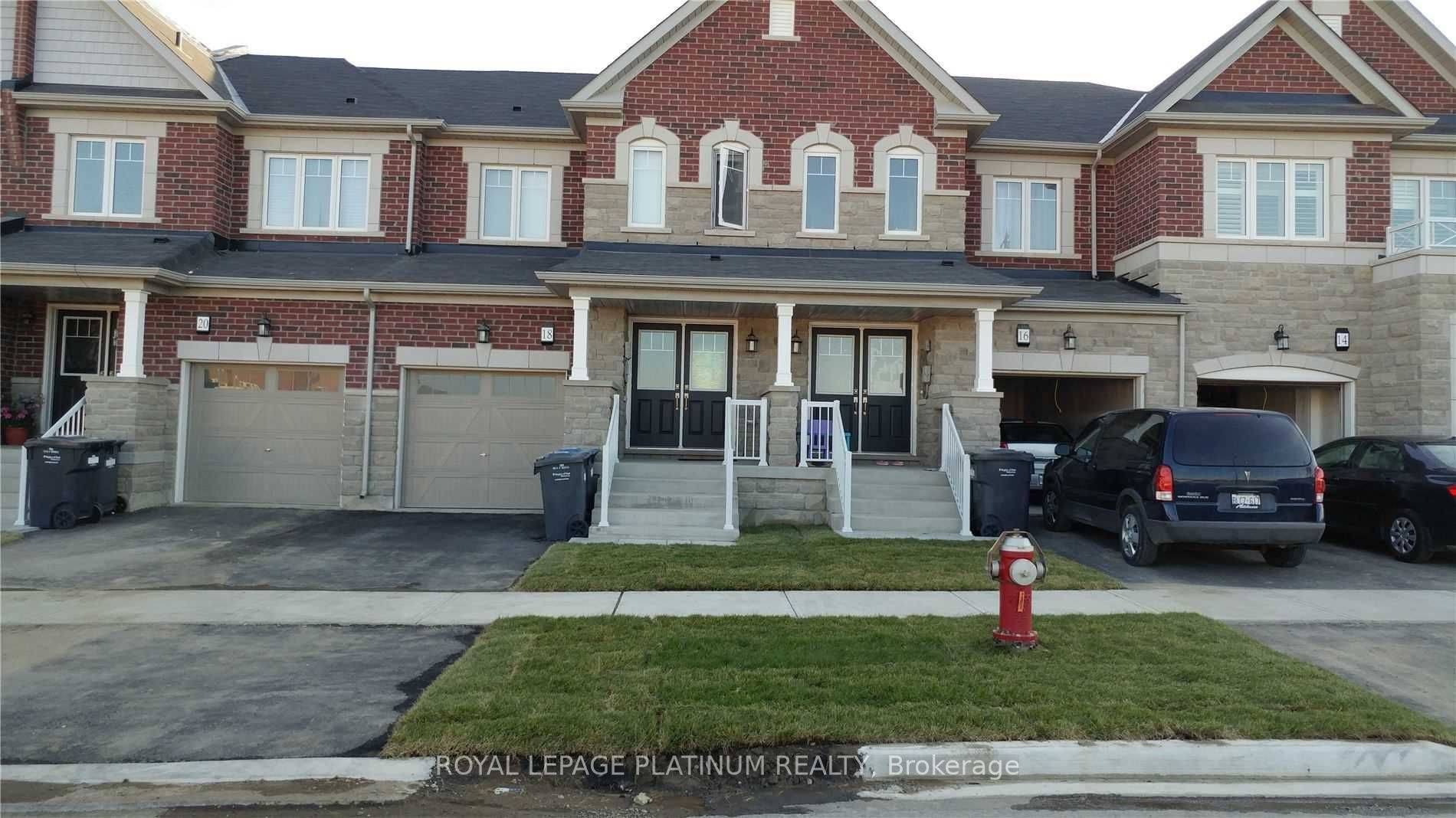 18 Clinton ST, Brampton, ON L7A 4K8