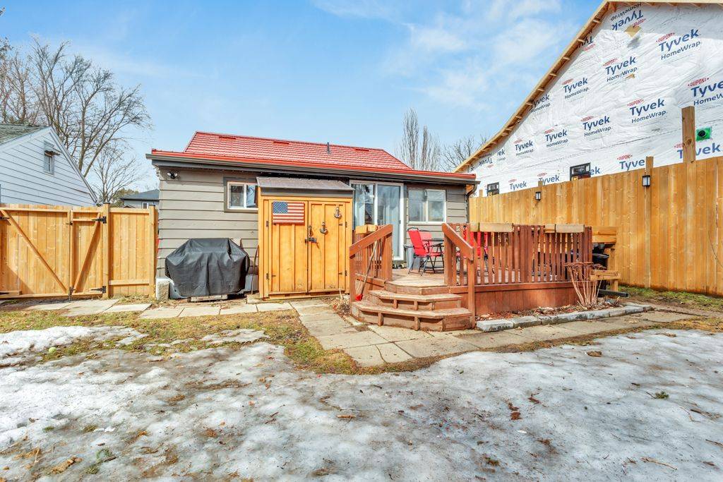 Woodstock, ON N4S 5B7,678 Elizabeth ST