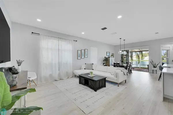 Coconut Creek, FL 33073,3486 Coco Lake Dr