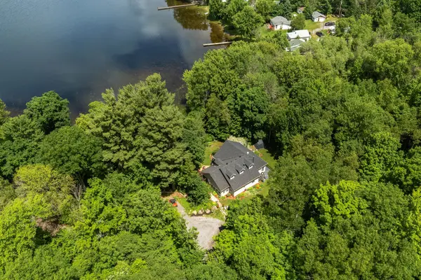 Tweed, ON K0K 3J0,17B Hughes LN