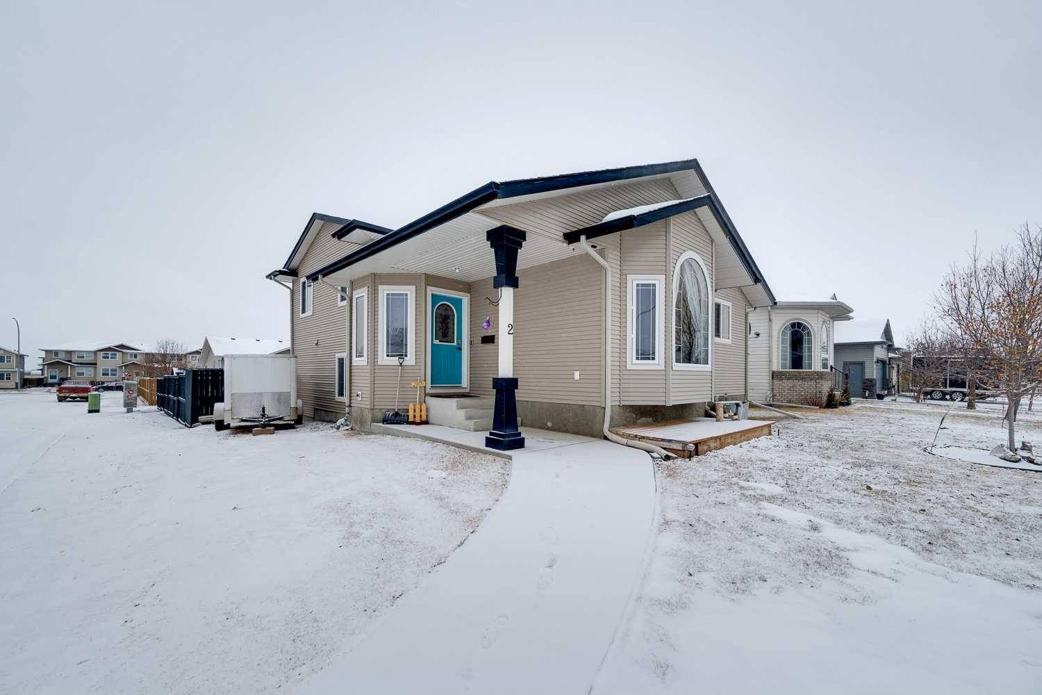 Lacombe, AB T4L2N8,2 Taylor DR