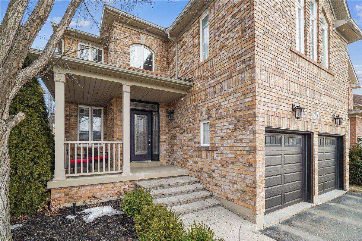 Oakville, ON L6M 5B4,2136 PINE GLEN RD