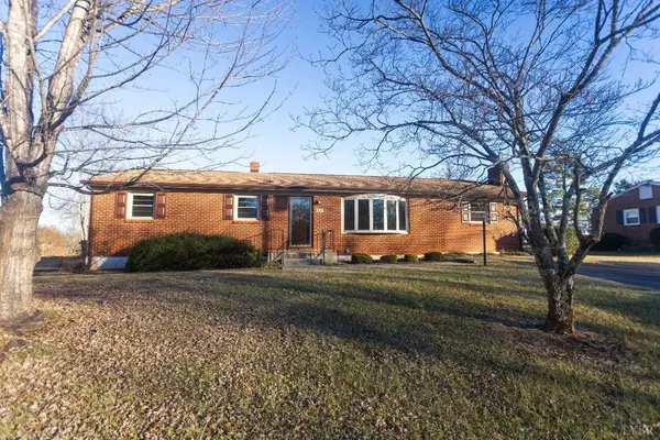 68 Glenacre DR, Rustburg, VA 24588