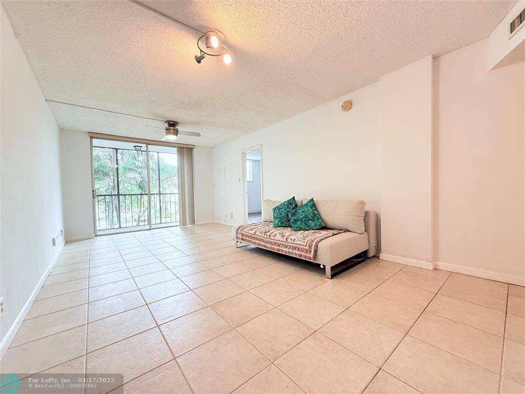 Fort Lauderdale, FL 33308,5300 NE 24th Ter  #216c