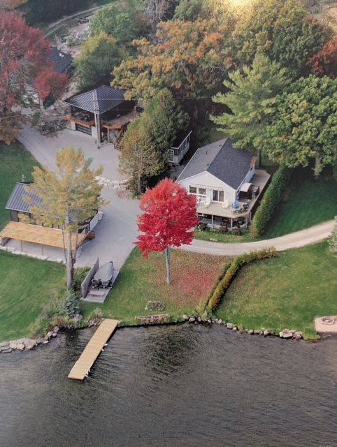 Georgian Bay, ON L0K 1S0,64 Valley RD