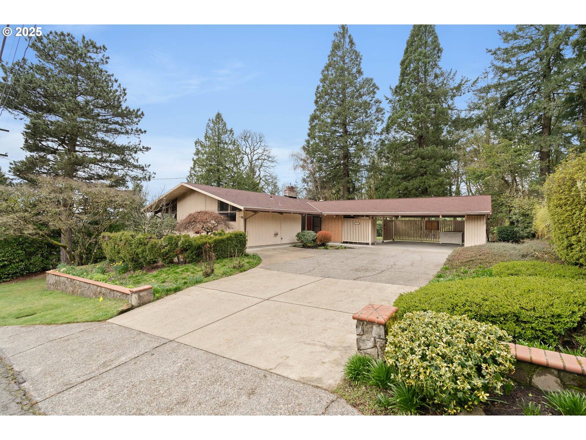 Portland, OR 97239,4035 SW ALTADENA AVE