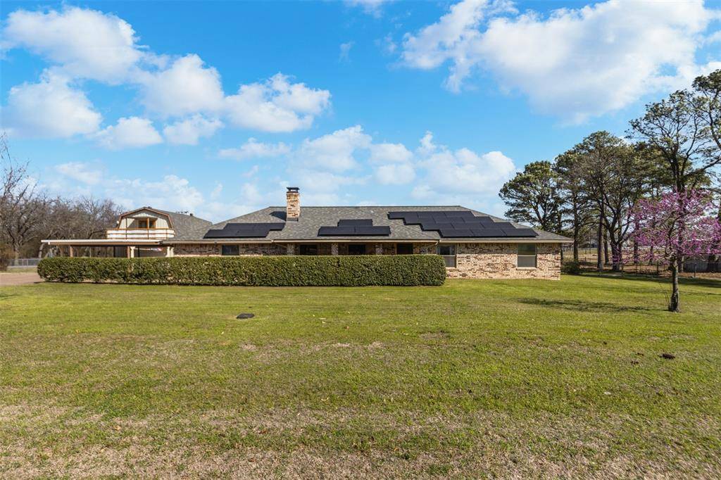 101 Hill Top Circle, Burleson, TX 76028