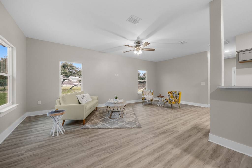 Rockport, TX 78382,305 Steart