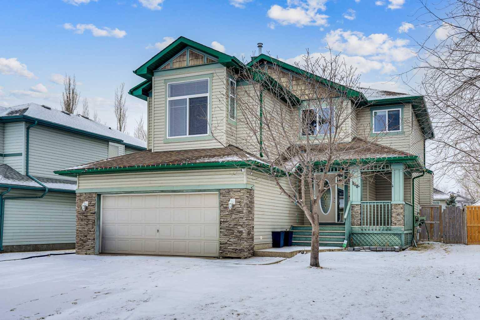 Chestermere, AB T1X 1H5,158 West Lakeview CRES