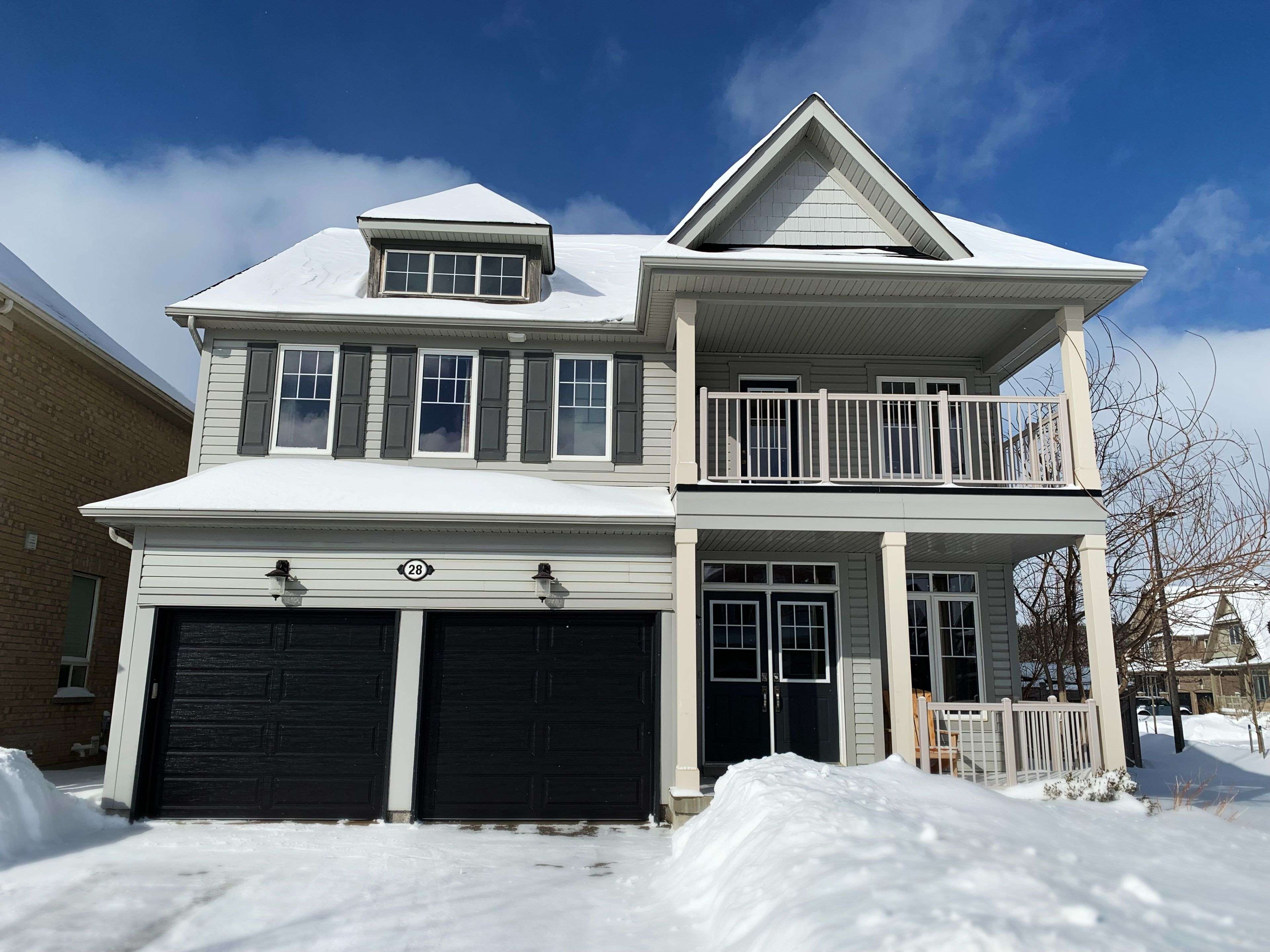 28 Timberbank SQ, Georgina, ON L0E 1R0