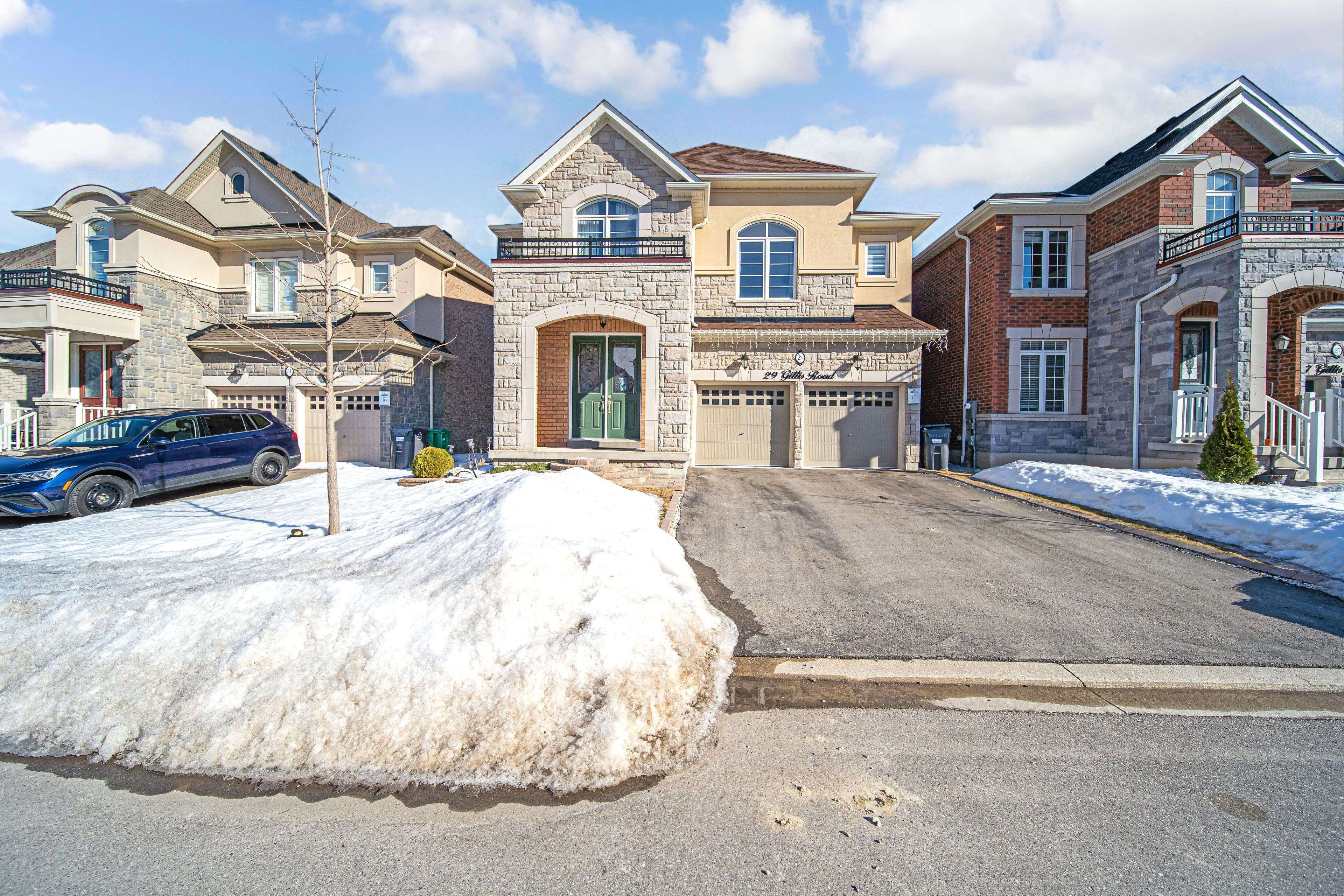 Brampton, ON L7A 4V6,29 Gillis RD