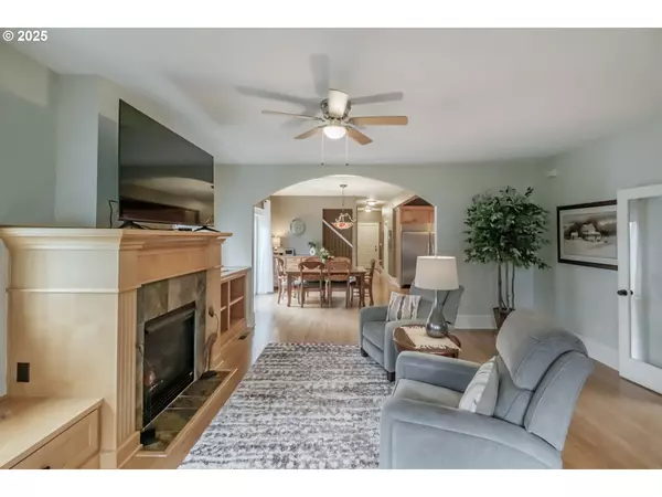 Monmouth, OR 97361,1390 GWINN ST E
