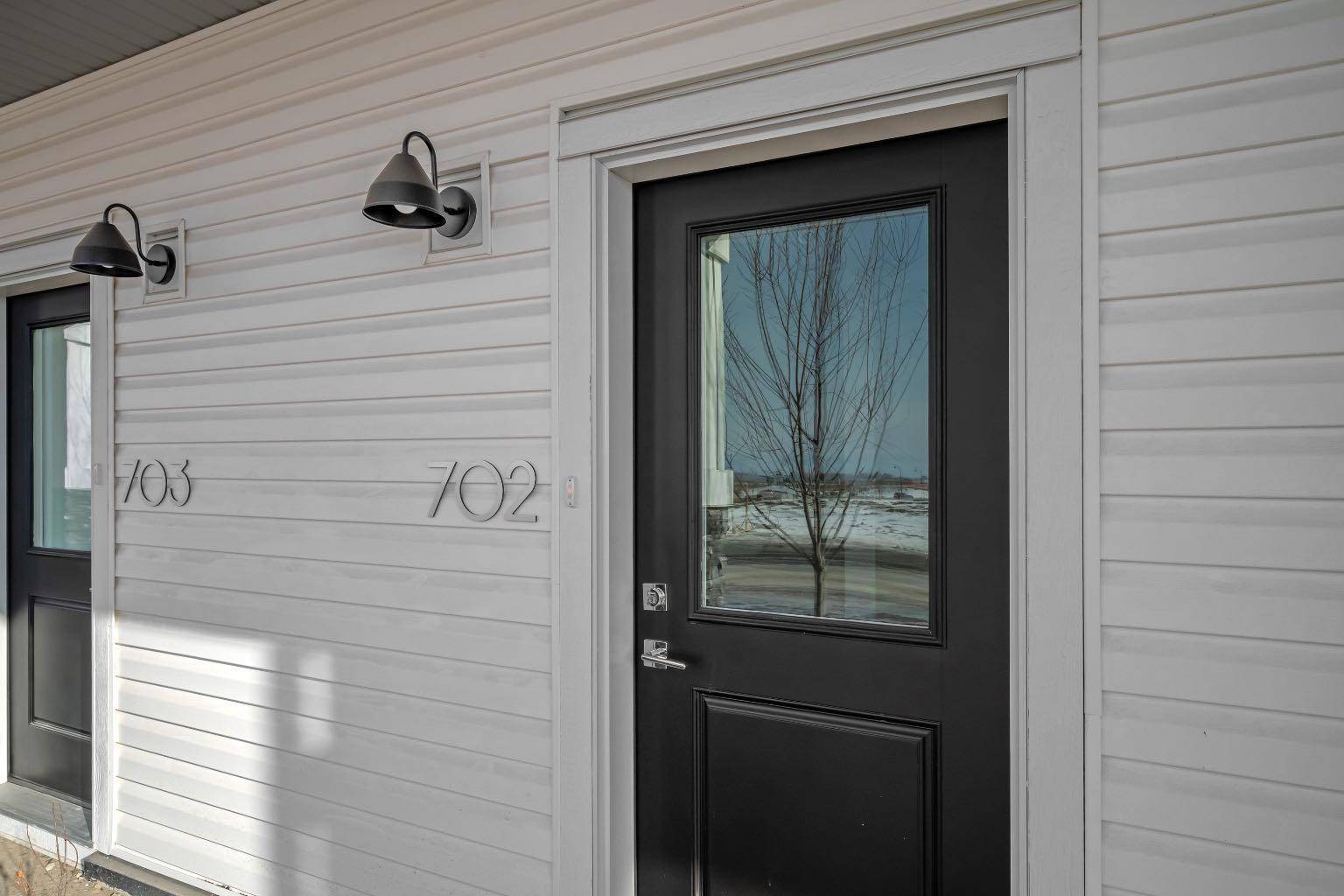 Calgary, AB T2X5X4,135 Belmont Passage SW #702